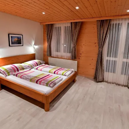 Mit Bergblick By Interhome グリンデルヴァルト